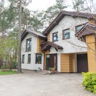 Dom na sprzedaż